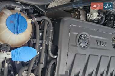 Лифтбек Skoda Superb 2013 в 