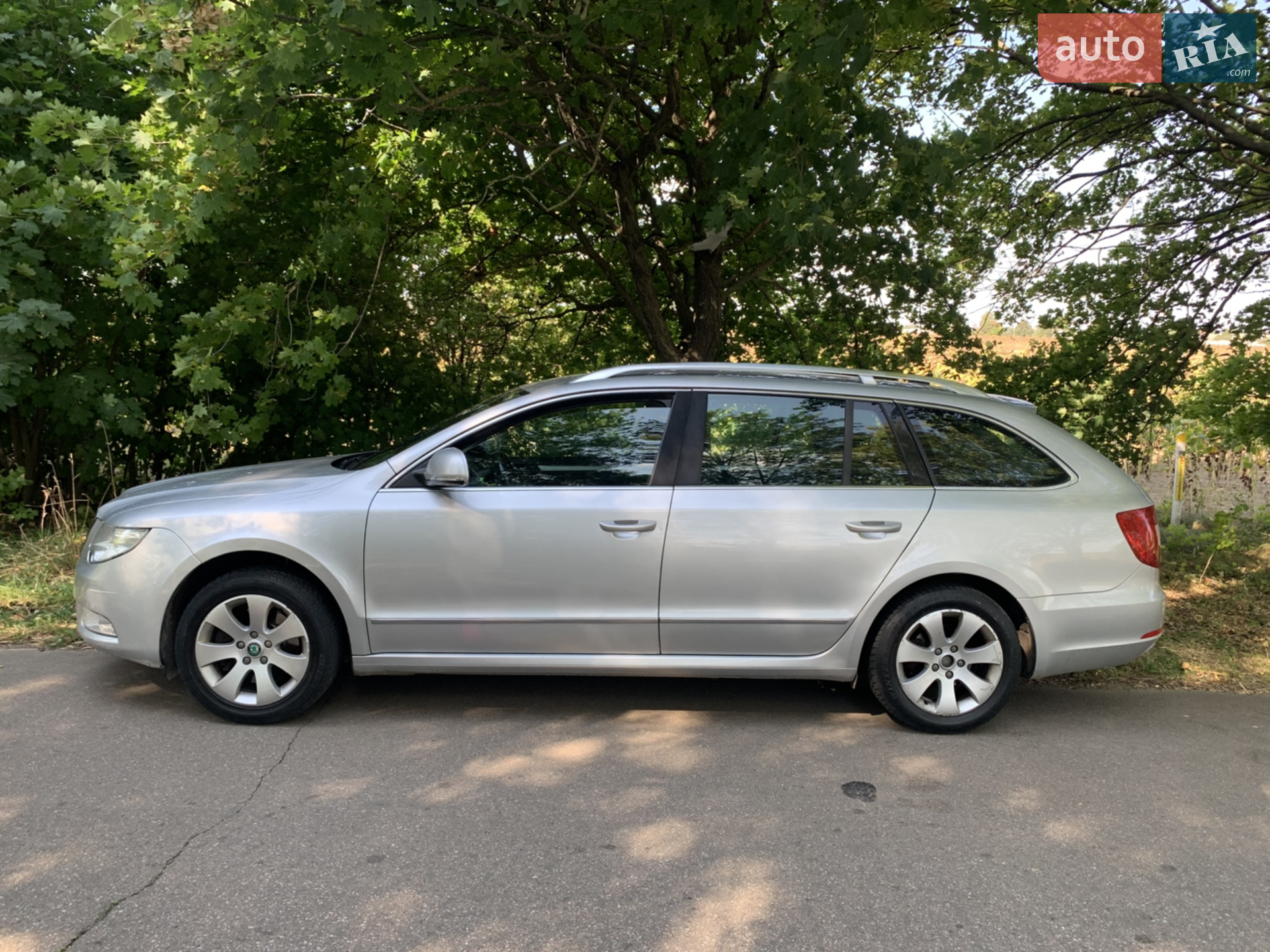 2011 Skoda Superb - мініатюра 23