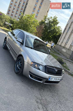 Лифтбек Skoda Superb 2008 в 