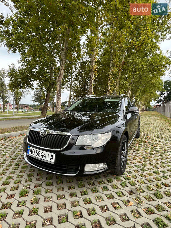 Універсал Skoda Superb 2012 в Мукачевому фото 2 Універсал Skoda Superb 2012 в Мукачевому