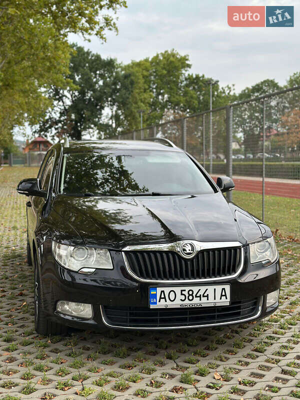 Універсал Skoda Superb 2012 в Мукачевому фото 5 Універсал Skoda Superb 2012 в Мукачевому