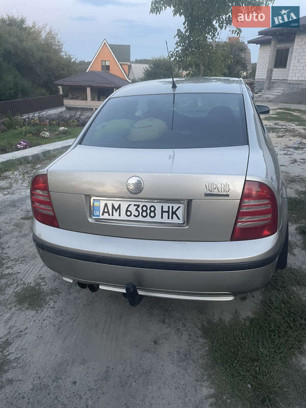 Лифтбек Skoda Superb 2005 в Коростышеве фото 6 Лифтбек Skoda Superb 2005 в Коростышеве