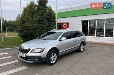 Універсал Skoda Superb 2015 в Виноградові