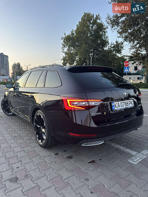 Универсал Skoda Superb 2018 в Киеве