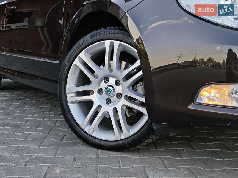 Універсал Skoda Superb 2012 в Луцьку фото 17 Універсал Skoda Superb 2012 в Луцьку