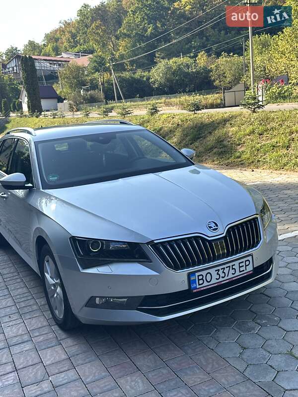 Універсал Skoda Superb 2016 в Заліщиках