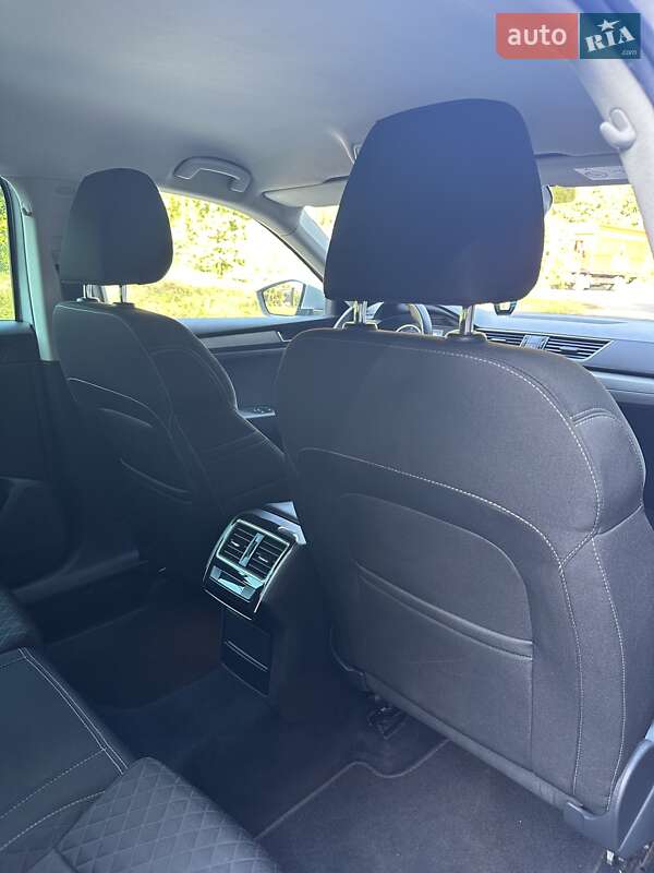 Універсал Skoda Superb 2016 в Заліщиках