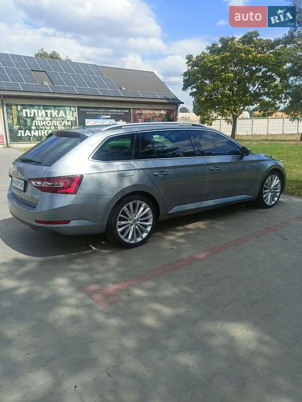 Универсал Skoda Superb 2017 в Измаиле