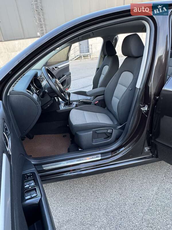 Лифтбек Skoda Superb 2012 в Киеве фото 10 Лифтбек Skoda Superb 2012 в Киеве