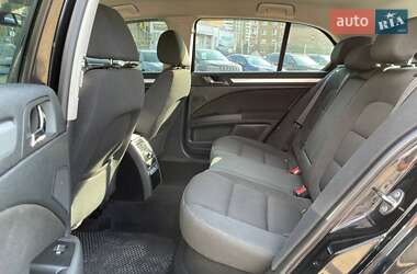Лифтбек Skoda Superb 2014 в 