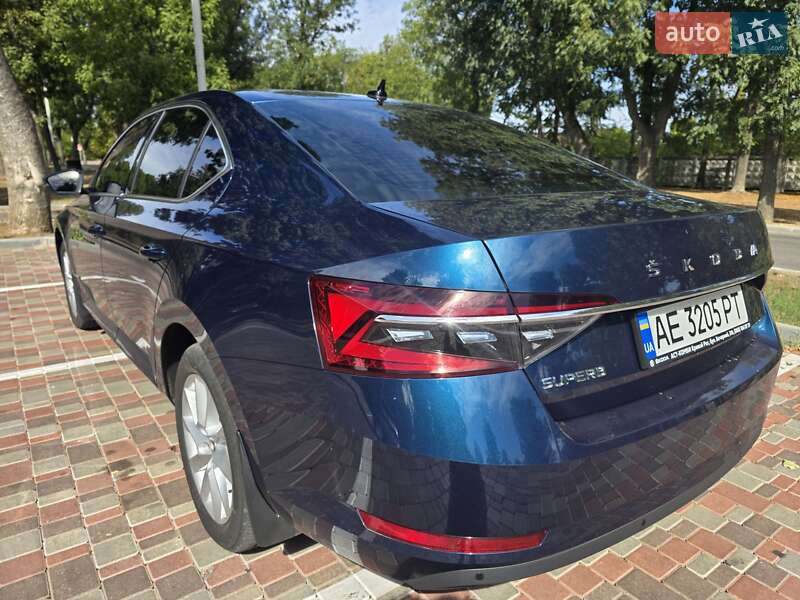 Лифтбек Skoda Superb 2021 в Кропивницком