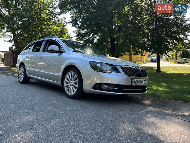 Универсал Skoda Superb 2013 в Хусте