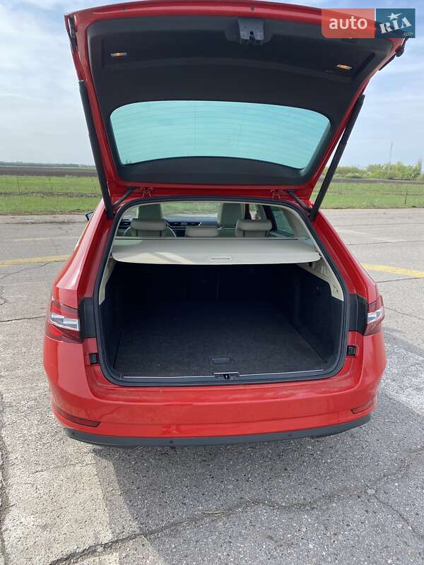 Универсал Skoda Superb 2015 в Глобине фото 10 Универсал Skoda Superb 2015 в Глобине