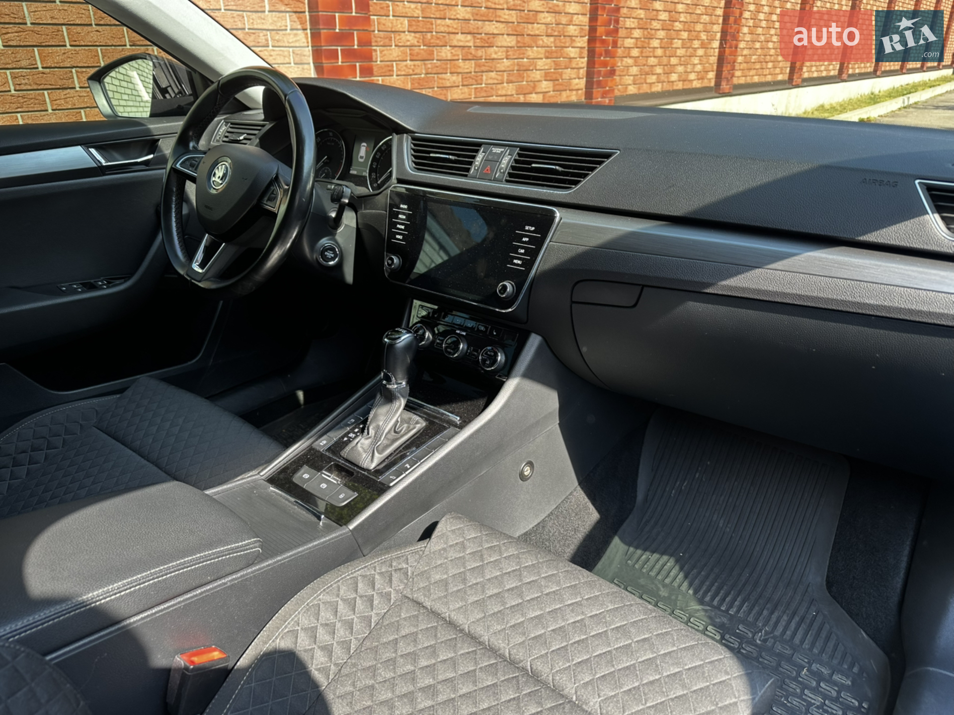2017 Skoda Superb - мініатюра 6