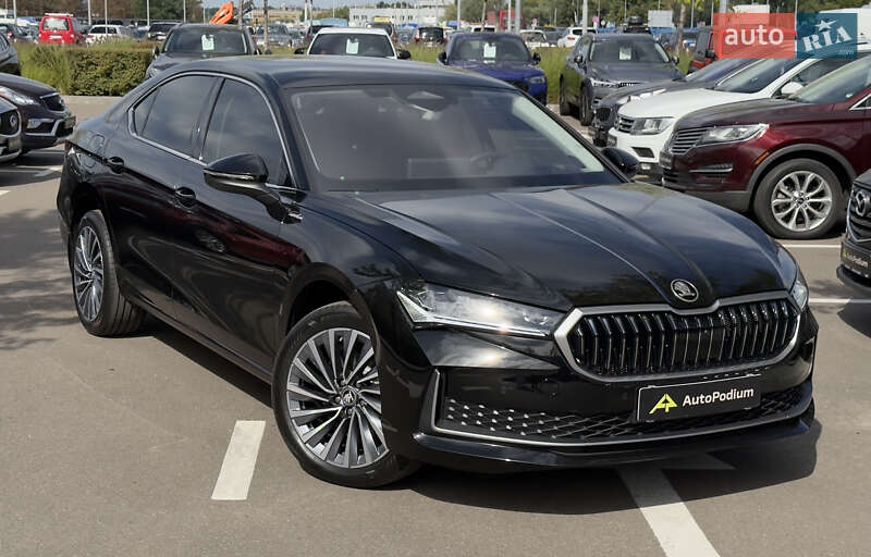 Skoda Superb 2025