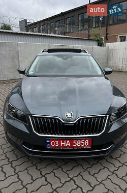 Универсал Skoda Superb 2019 в 