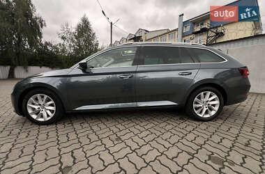 Универсал Skoda Superb 2019 в 