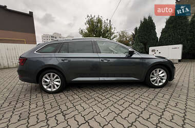 Универсал Skoda Superb 2019 в 