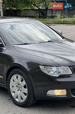 Лифтбек Skoda Superb 2008 в 