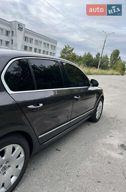 Лифтбек Skoda Superb 2008 в 