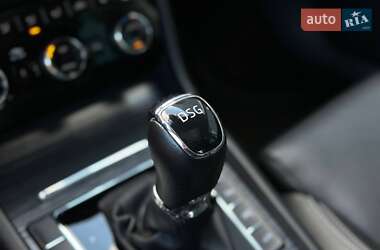 Лифтбек Skoda Superb 2022 в 