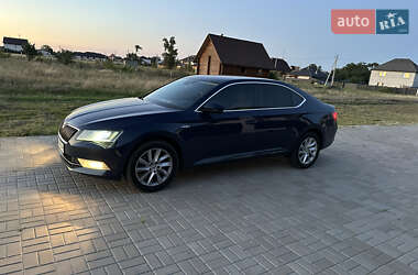 Ліфтбек Skoda Superb 2016 в  фото 22 Ліфтбек Skoda Superb 2016 в