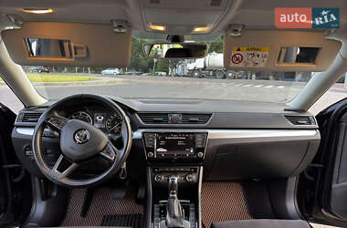 Лифтбек Skoda Superb 2015 в 