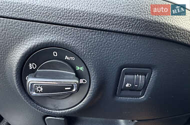 Лифтбек Skoda Superb 2015 в 