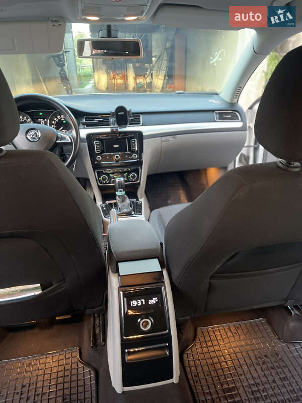 Универсал Skoda Superb 2014 в Мукачево