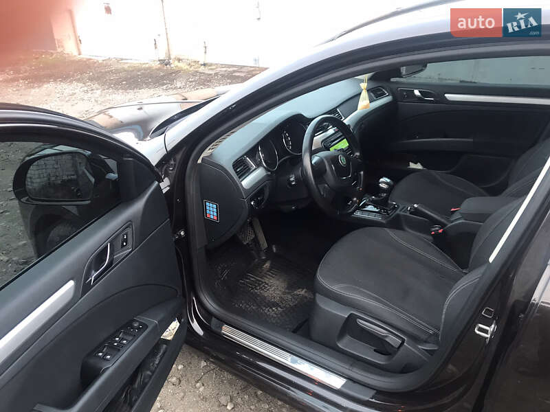 Лифтбек Skoda Superb 2012 в Павлограде фото 24 Лифтбек Skoda Superb 2012 в Павлограде