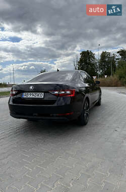 Лифтбек Skoda Superb 2018 в 