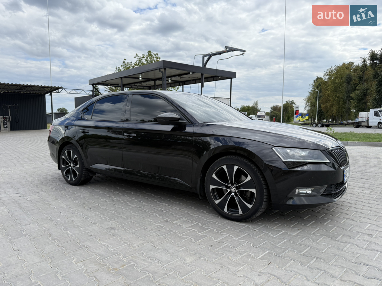 2019 Skoda Superb - мініатюра 16