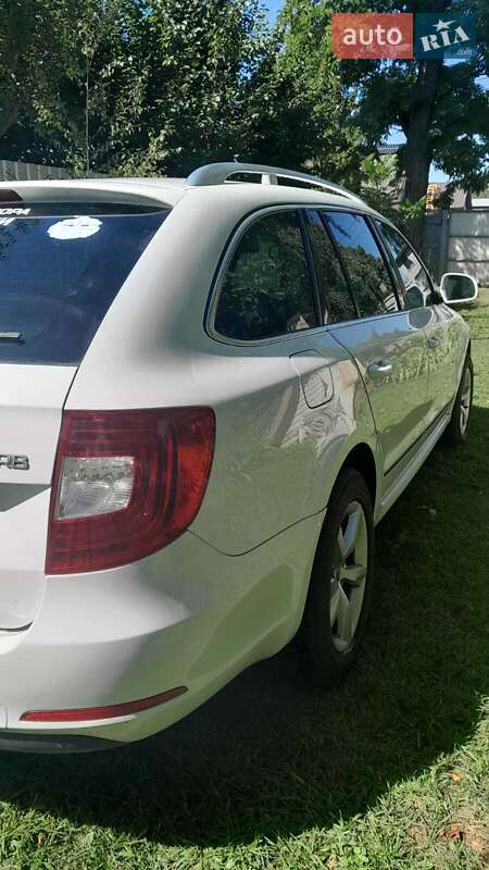 Универсал Skoda Superb 2014 в Борисполе