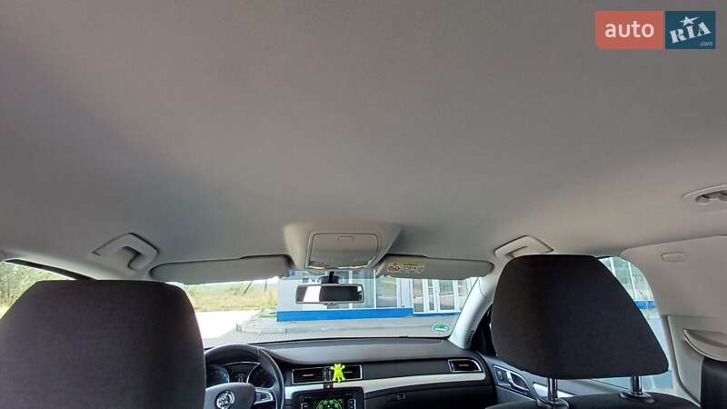 Универсал Skoda Superb 2014 в Луцке