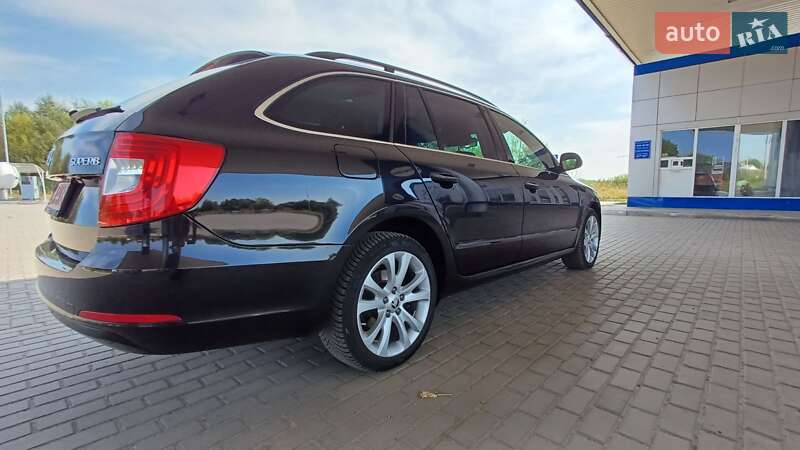 Универсал Skoda Superb 2014 в Луцке
