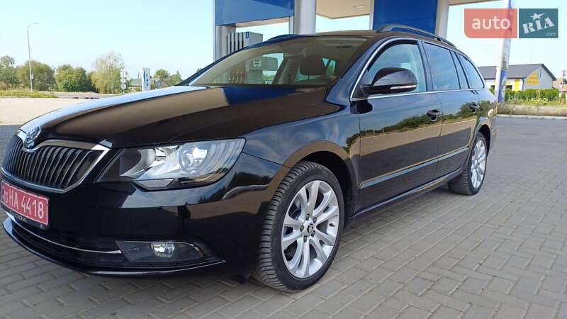 Универсал Skoda Superb 2014 в Луцке