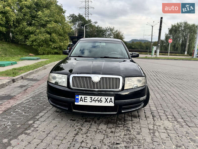 Skoda Superb 2006