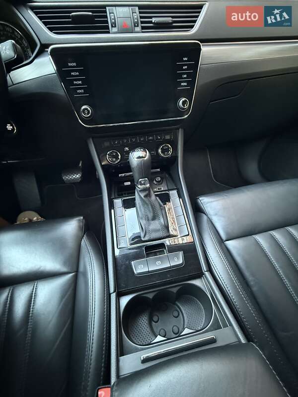 Лифтбек Skoda Superb 2018 в Киеве фото 12 Лифтбек Skoda Superb 2018 в Киеве