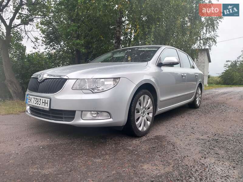 Лифтбек Skoda Superb 2009 в Дубно