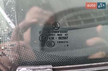 Лифтбек Skoda Superb 2009 в 