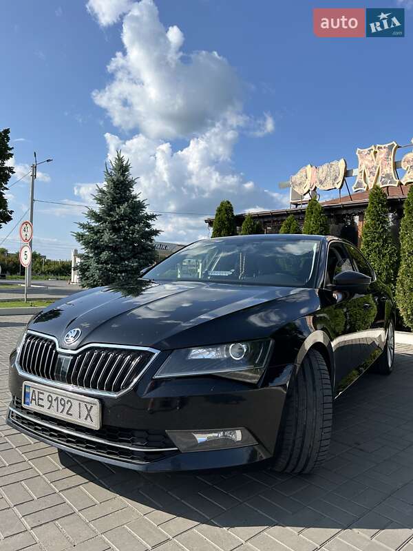 Лифтбек Skoda Superb 2018 в Днепре
