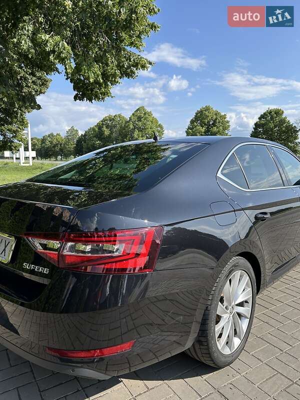 Лифтбек Skoda Superb 2018 в Днепре