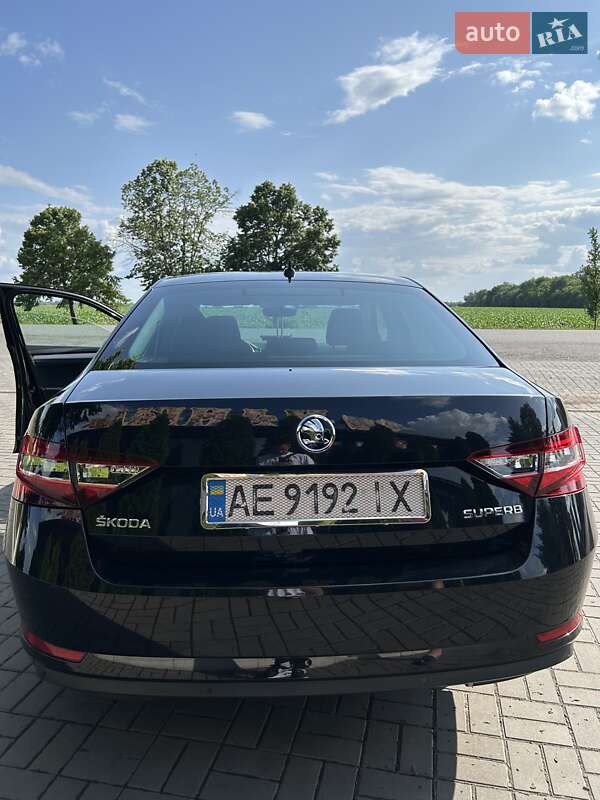 Лифтбек Skoda Superb 2018 в Днепре