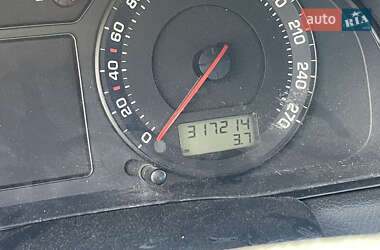 Лифтбек Skoda Superb 2005 в 