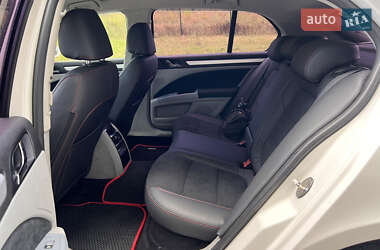 Лифтбек Skoda Superb 2009 в 