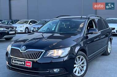Універсал Skoda Superb 2014 в Львові
