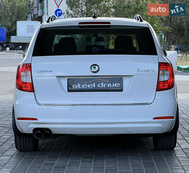 Универсал Skoda Superb 2012 в Николаеве