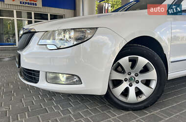 Универсал Skoda Superb 2012 в Николаеве