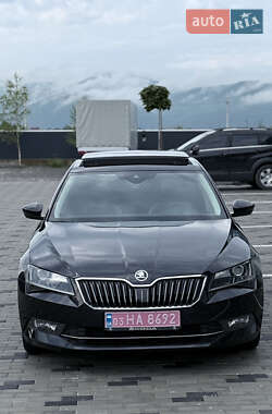 Лифтбек Skoda Superb 2017 в 