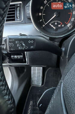 Универсал Skoda Superb 2012 в 
